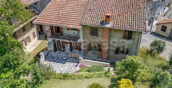 casa indipendente in vendita a Valdilana in zona Vico