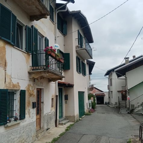 casa indipendente in vendita a Valdilana in zona Vico