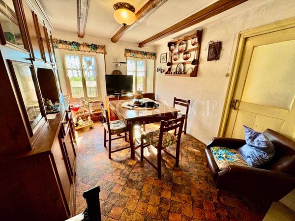 casa indipendente in vendita a Valdilana in zona Mosso