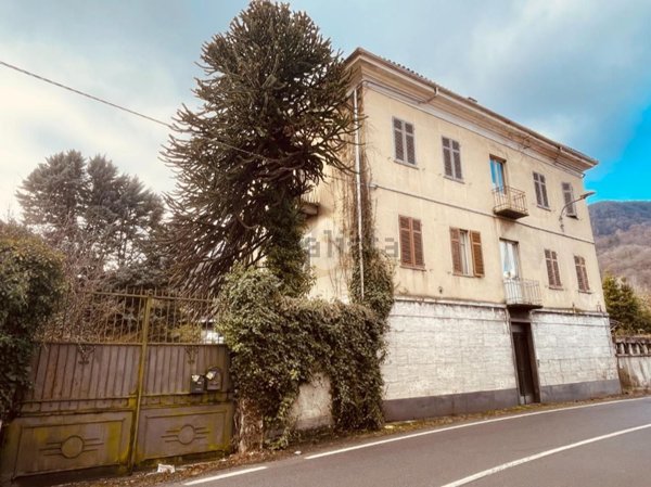 casa indipendente in vendita a Valdilana in zona Valle Mosso