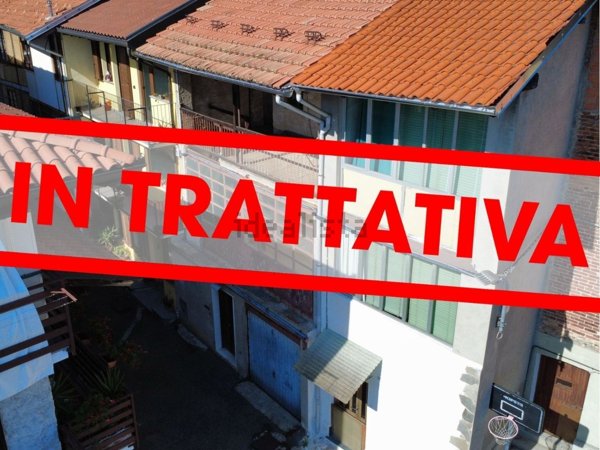 casa indipendente in vendita a Valdilana in zona Ponzone