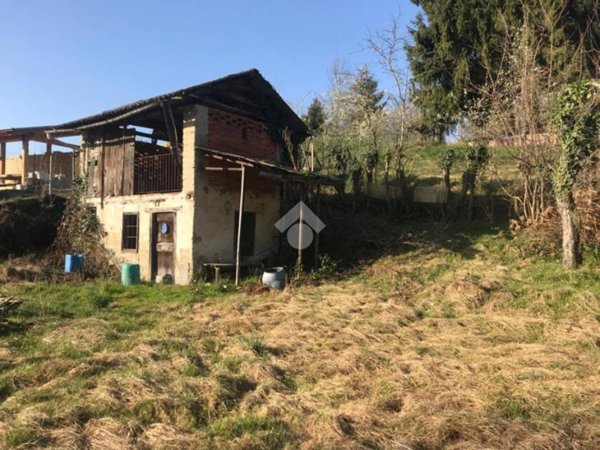 casa indipendente in vendita a Valdilana in zona Crocemosso