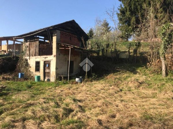 casa indipendente in vendita a Valdilana in zona Crocemosso