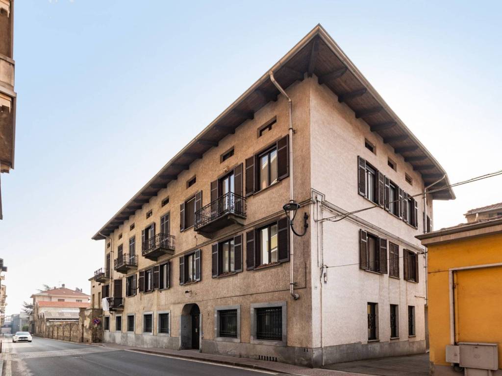 negozio in vendita a Valdilana in zona Valle Mosso