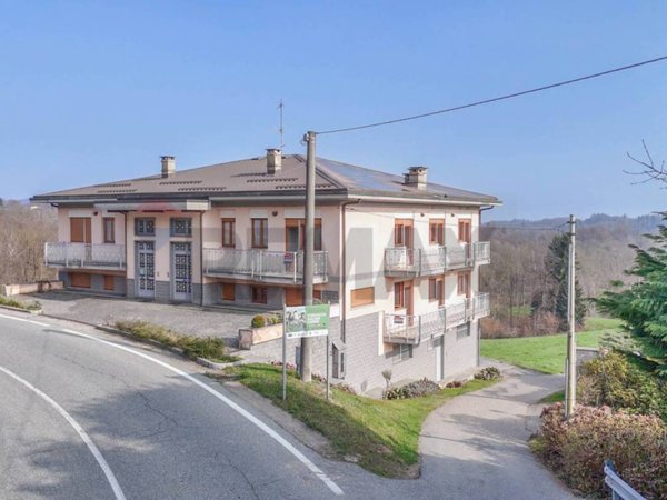 appartamento in vendita a Valdilana in zona Vico
