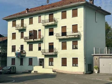 appartamento in vendita a Valdilana in zona Ponzone