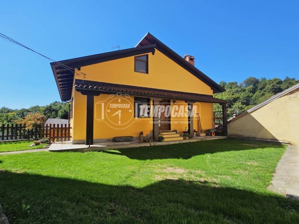 casa indipendente in vendita a Valdilana in zona Vaudano
