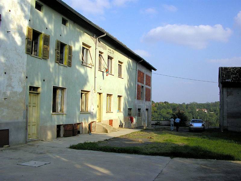 casa indipendente in vendita ad Altavilla Monferrato in zona Franchini