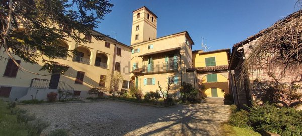 casa indipendente in vendita ad Altavilla Monferrato