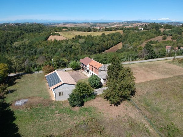 casa indipendente in vendita ad Altavilla Monferrato