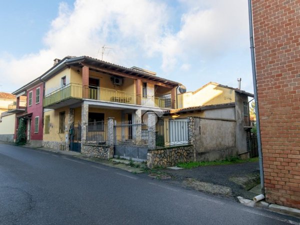 casa indipendente in vendita ad Altavilla Monferrato