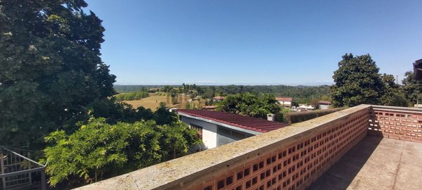 casa indipendente in vendita ad Altavilla Monferrato in zona Franchini