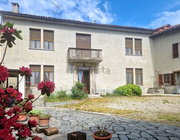 casa indipendente in vendita ad Altavilla Monferrato