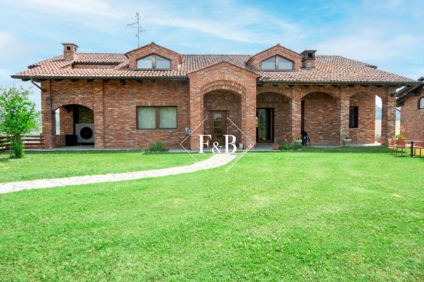 casa indipendente in vendita ad Altavilla Monferrato
