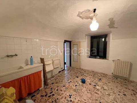 casa indipendente in vendita ad Altavilla Monferrato in zona Franchini