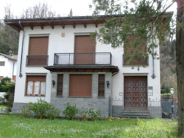 casa indipendente in vendita ad Arquata Scrivia