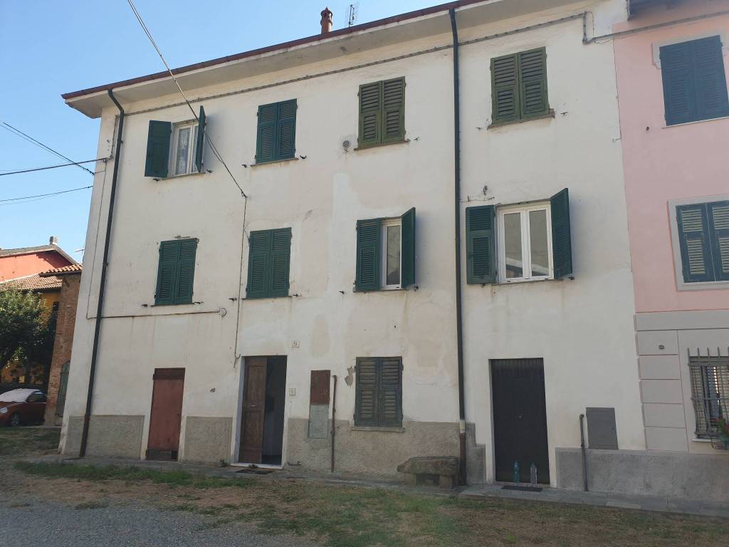 casa indipendente in vendita ad Arquata Scrivia