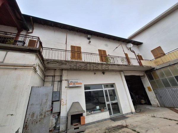 capannone in vendita ad Arquata Scrivia