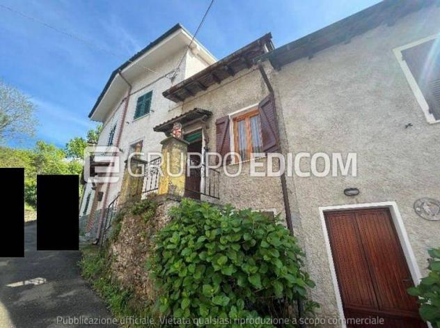 casa indipendente in vendita ad Arquata Scrivia in zona Vocemola