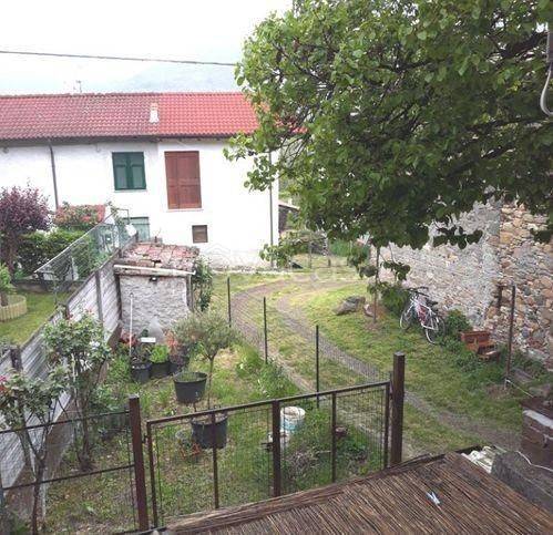 appartamento in vendita ad Arquata Scrivia in zona Vocemola
