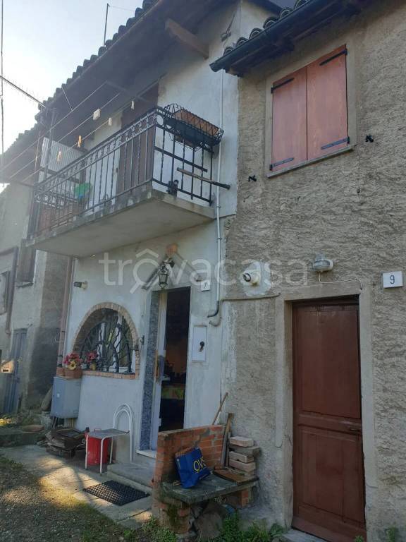 casa indipendente in vendita ad Arquata Scrivia in zona Rigoroso