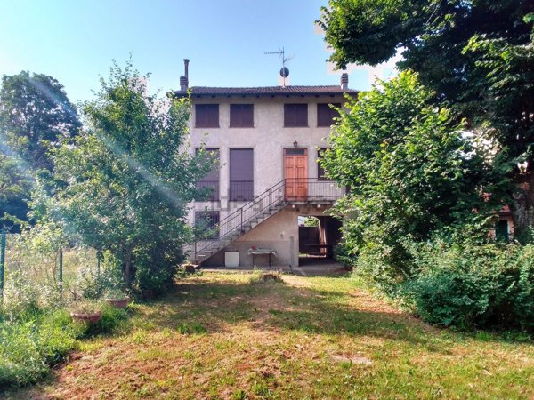 casa indipendente in vendita ad Arquata Scrivia
