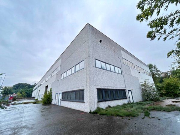 locale commerciale in vendita ad Arquata Scrivia