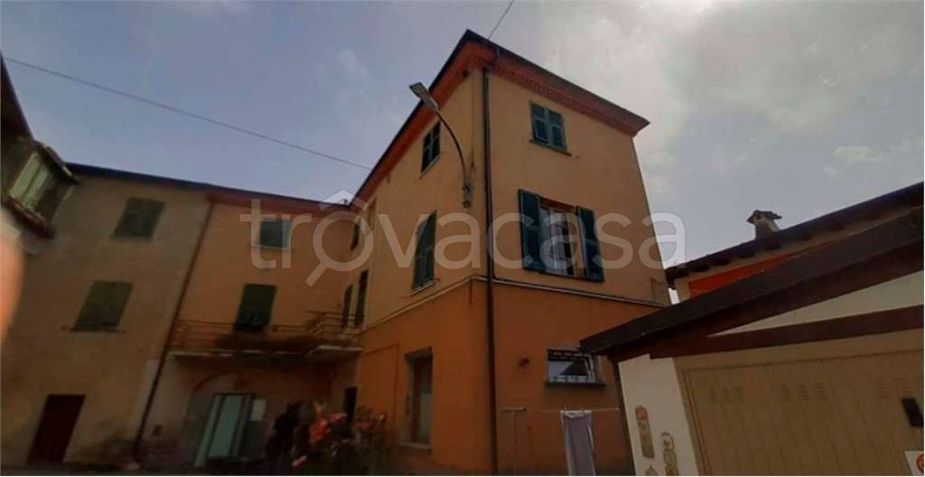 appartamento in vendita ad Arquata Scrivia in zona Varinella
