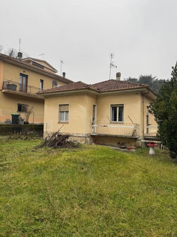 casa indipendente in vendita ad Arquata Scrivia
