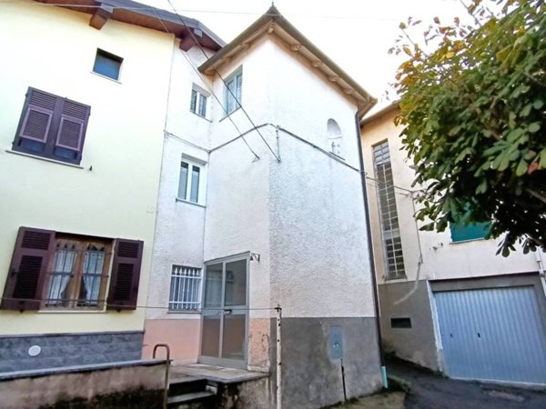 casa indipendente in vendita ad Arquata Scrivia