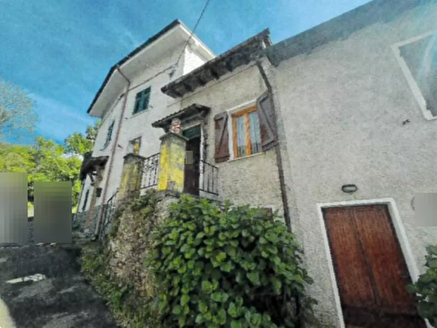 casa indipendente in vendita ad Arquata Scrivia in zona Vocemola