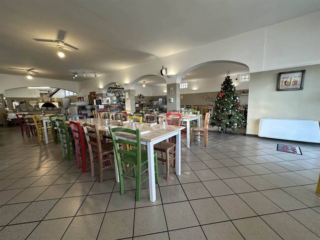 negozio in vendita ad Arquata Scrivia