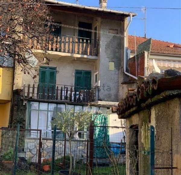 appartamento in vendita ad Arquata Scrivia in zona Vocemola