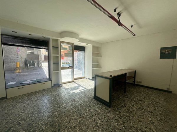 negozio in vendita ad Arquata Scrivia