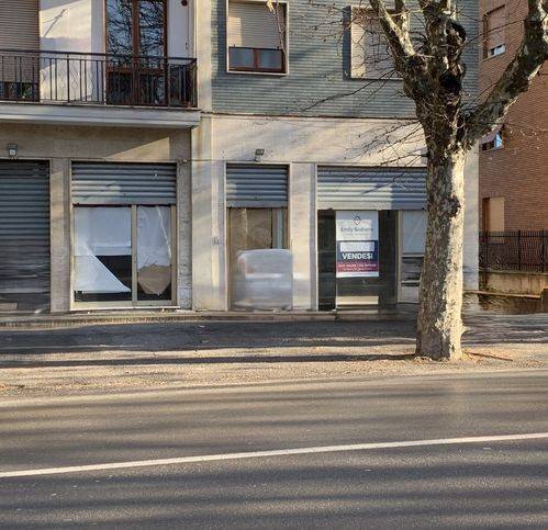 negozio in vendita ad Arquata Scrivia