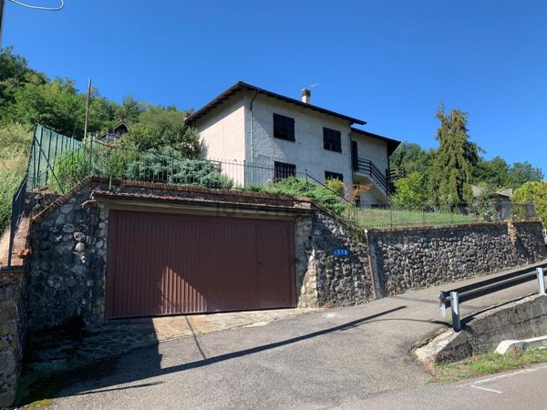 casa indipendente in vendita ad Arquata Scrivia in zona Rigoroso