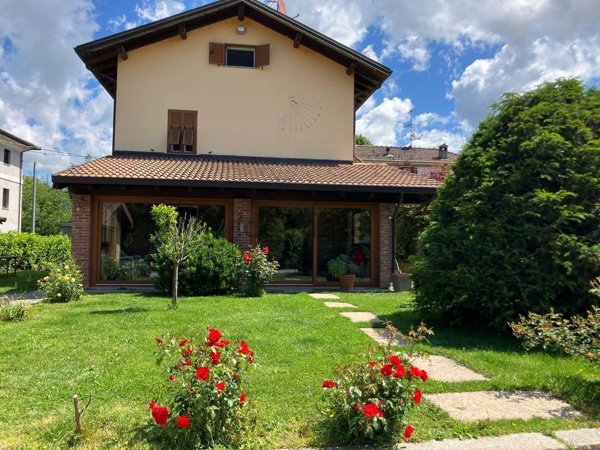 casa indipendente in vendita ad Arquata Scrivia