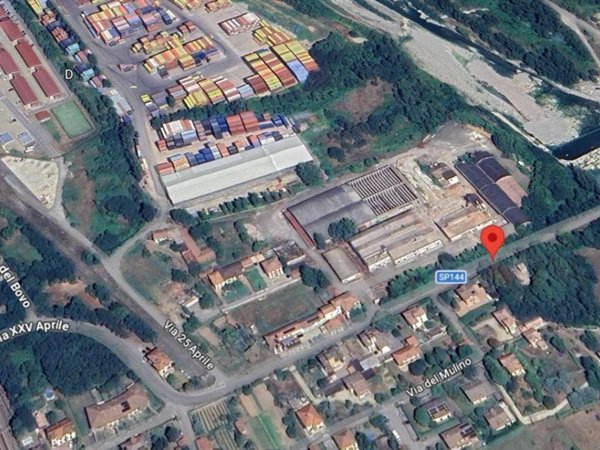 locale commerciale in vendita ad Arquata Scrivia
