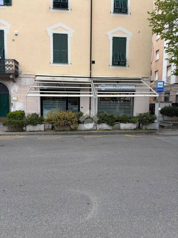 negozio in vendita ad Arquata Scrivia