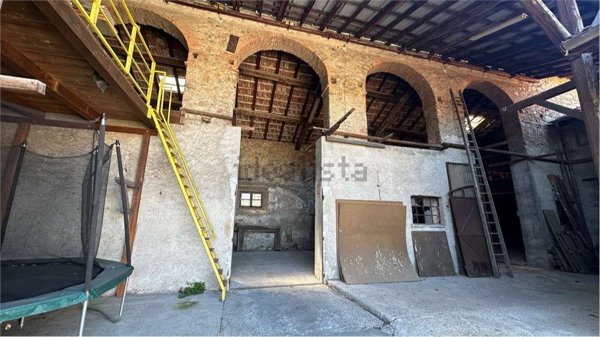 ufficio in vendita ad Arquata Scrivia