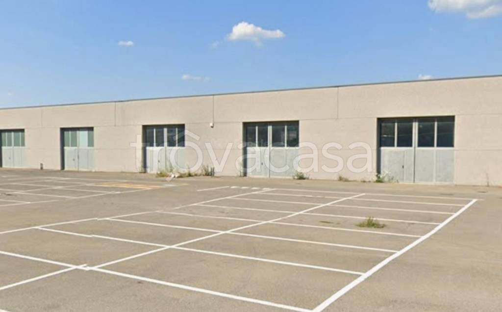 locale commerciale in vendita ad Arquata Scrivia