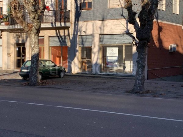 negozio in vendita ad Arquata Scrivia