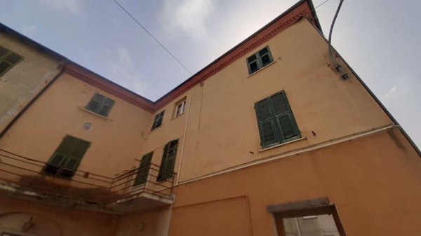 appartamento in vendita ad Arquata Scrivia in zona Varinella
