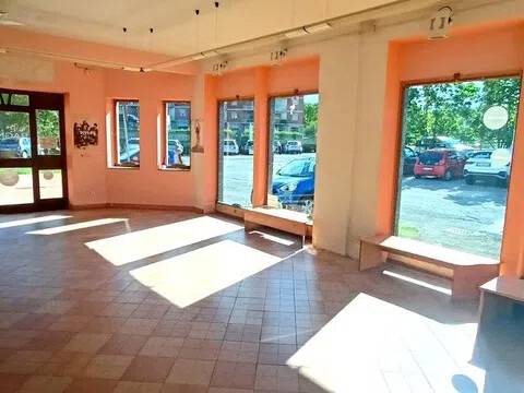 negozio in vendita ad Arquata Scrivia