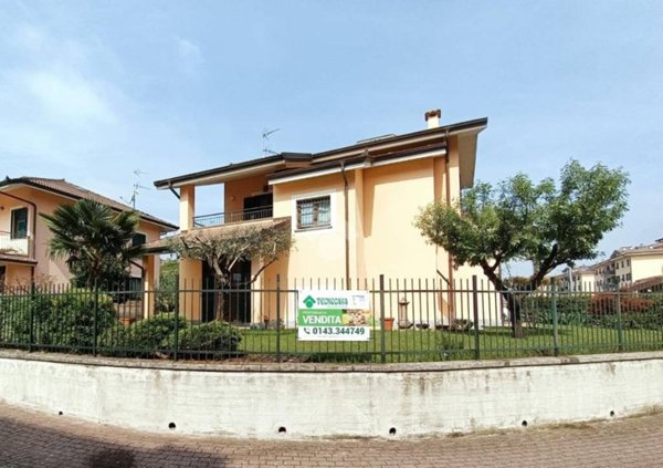 casa indipendente in vendita ad Arquata Scrivia