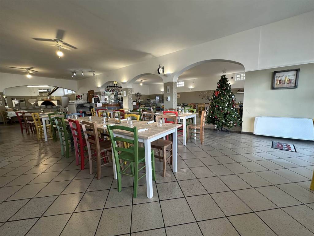 negozio in vendita ad Arquata Scrivia