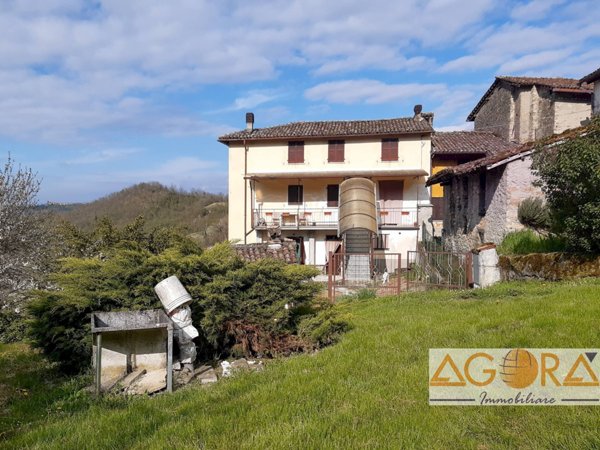 casa indipendente in vendita ad Avolasca