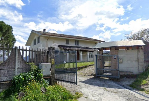 casa indipendente in vendita ad Avolasca