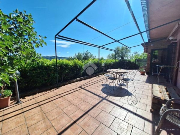 casa indipendente in vendita ad Avolasca