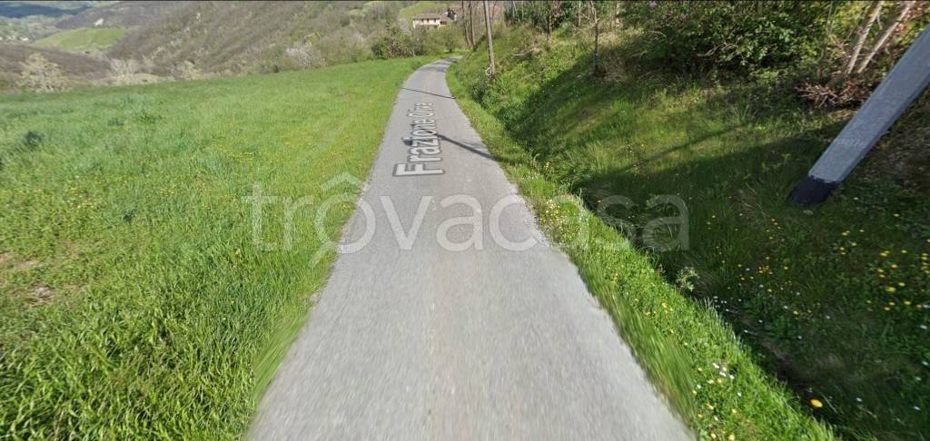 casa indipendente in vendita ad Avolasca